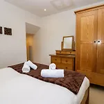 Holiday home The Granary